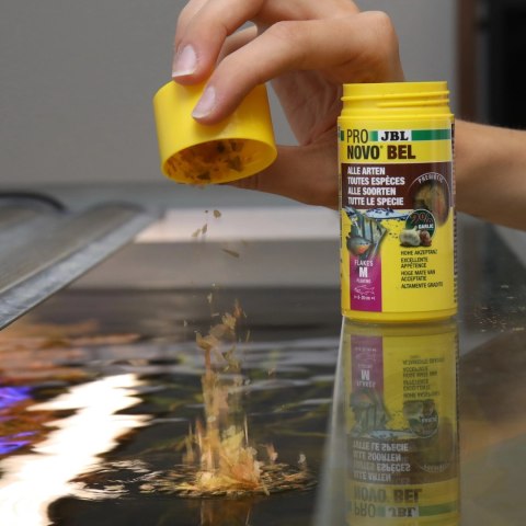 JBL Pronovo Bel Flakes M 250ml - podstawowy pokarm dla ryb JBL Pronovo Bel Flakes M 250ml - podstawowy pokarm dla ryb