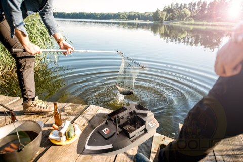 Fishing Expedition LAKE XWEREWOLF - łódka zanętowa z GPS Fishing Expedition LAKE XWEREWOLF - łódka zanętowa z GPS